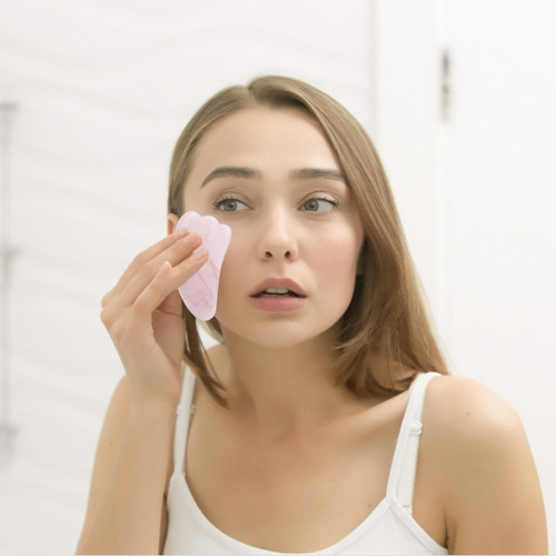 Imagen 5 de 8 de Kit De Rodillo De Jade Facial Masajeador Antiedad Gua Sha