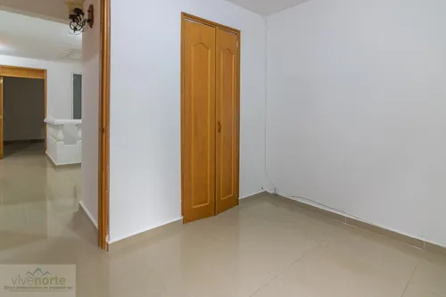 Casa En Venta En Búcaros. Cod V12491