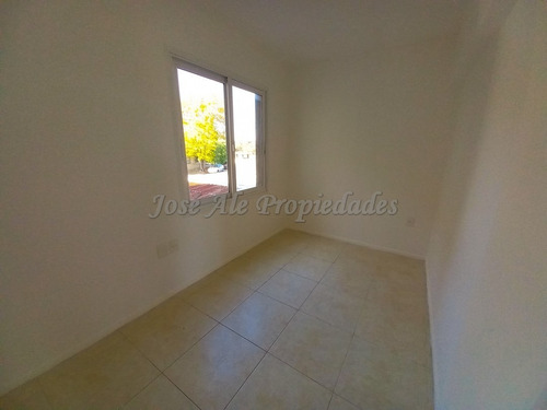 Imagen 10 de 16 de En Venta Apartamento De Dos Dormitorios En Colonia Del Sacramento