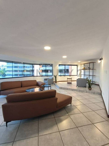 Conjunto Residencial Las Canoas Amplio Y Cómodo Apartamento De 5 Habitaciones