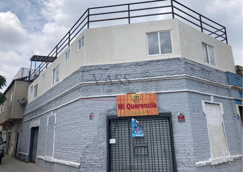 Imagen 3 de 12 de Vass Vende Casa Comercial En Lugar Estratégico, Santiago