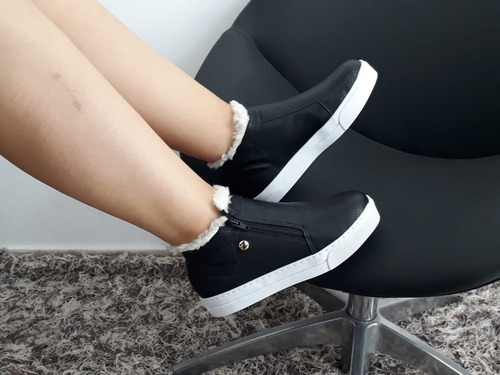 Imagem 5 de 5 de Tênis Botinha Casual Preto Feminino Forrado Com Lã Flatform
