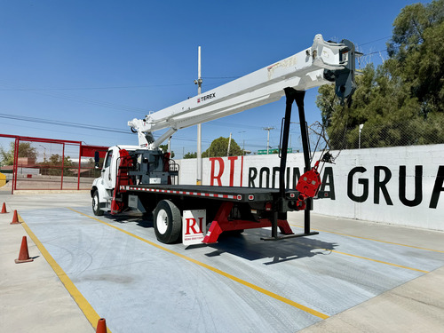Grua Titan Terex Bt3870 De 19 Ton En Freightliner M2 2015