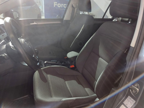Imagen 4 de 17 de Volkswagen Golf 1,6 Trendline 2017 // 023179