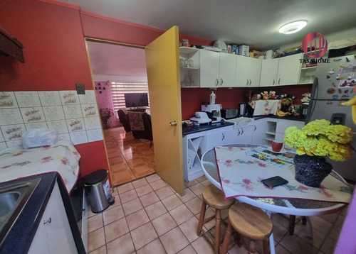 Venta De Casa Con Excelente Ubicacion En Villa Alemana