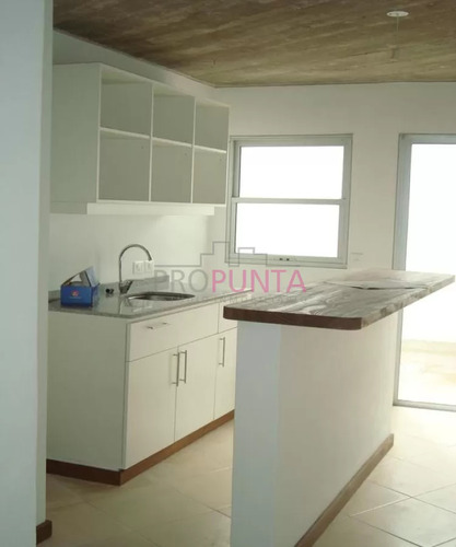 Apartamento En Venta, 1 Dormitorio Barrio San Fernando. 