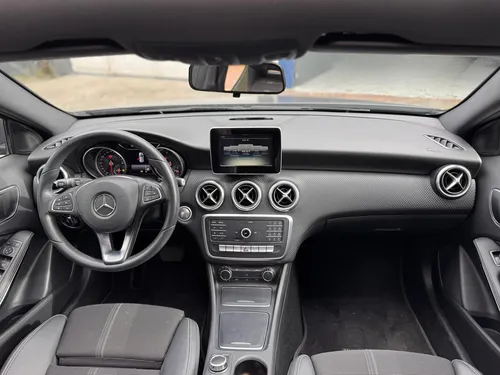Mercedes Benz A200 1.6t Muy Bajo Kilometraje