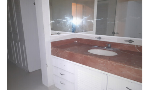 Casa En Benito Juarez, Quintana Roo. Cl6-bc