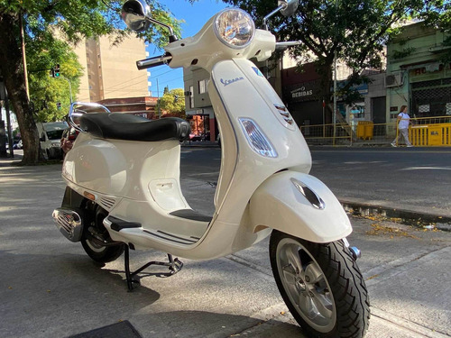 Imagen 12 de 12 de Vespa Vxl 150