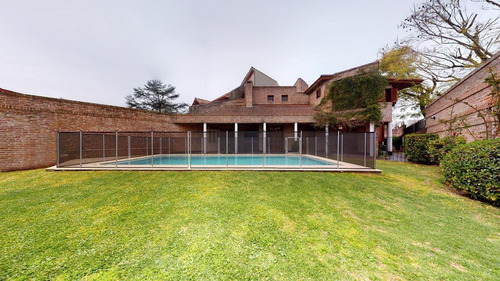 Imagen 29 de 30 de Casa En City Bell Calle 13c Esq. 464 Dacal Bienes Raices