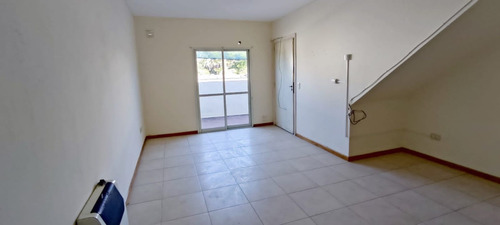 Imagen 8 de 22 de Venta Oportunidad Deptos Y Locales Villa De Mayo