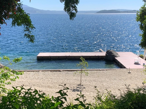 Casa En Venta De 12 Dorm. En Panguipulli