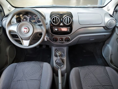 Fiat Palio Attractive 1.0 Evo Fire