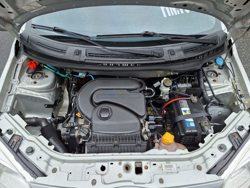 Fiat Uno 1.0 EVO VIVACE 8V FLEX 4P MANUAL