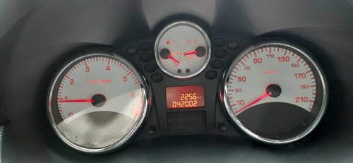 Peugeot 207 1.4 Sedan Allure 75cv 2013
