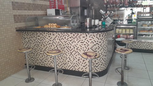 Prédio Comercial Com Padaria E 2 Casa A Venda