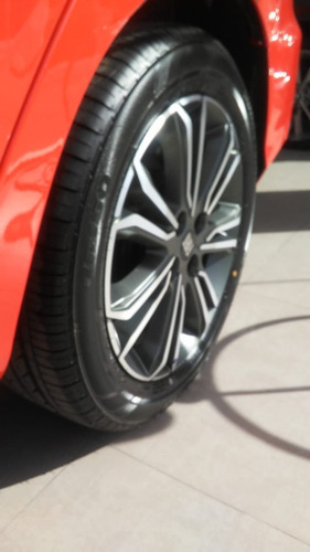 Imagen 9 de 18 de Fiat Cronos 1.3 Gse Drive Pack Plus My 23