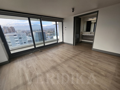 Arriendo Depto. 3d, 3b, 2 E Y 1 Bod, 162m2 Alto Las Condes.