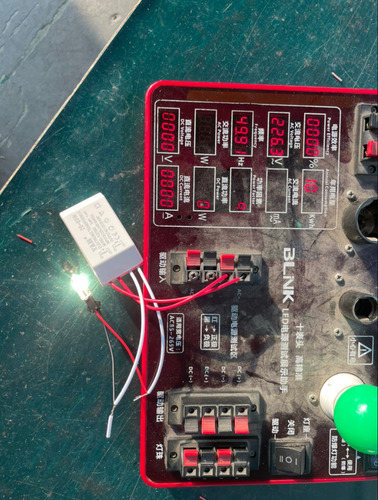 Convertidor De Voltaje Transformador Electrónico 110v A 12v