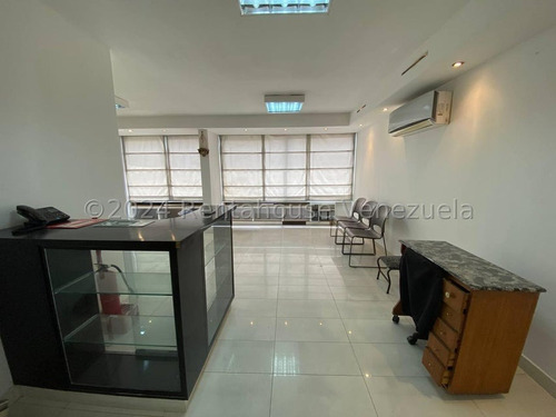 Oficina Económica Remodelada En Alquiler Chacao Mls #24-23343