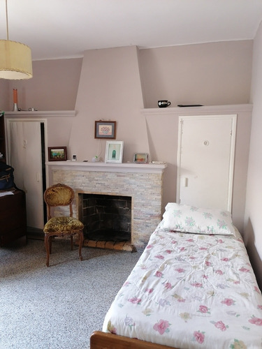 Imagen 1 de 13 de Casa 3 Dorm Con Escalera A Azotea, Potencial Para Contruir