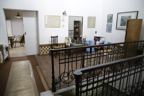 ¡¡una Casa Excepcional!! Con 5 Habitaciones Y 2 Baños. Barbacoa, Parrillero Y Azotea Uso Exclusivo!