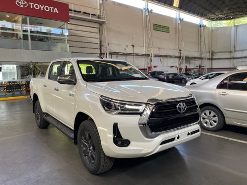 Toyota Hilux SRV 4X4 NAFTA