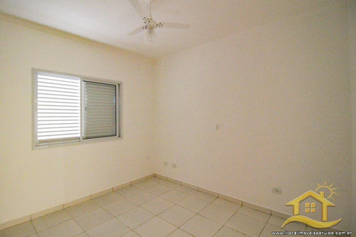 Casa No Bairro Em Peruíbe - Lcc-3809
