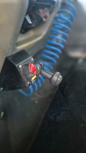 Vw 13180 Toco Caçamba Motor Mwm 6 Cilindro Bomba Grande Redu