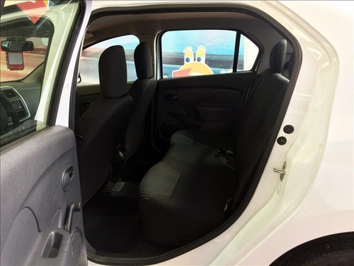 Renault Logan Renault Logan 1.0 12v Sec Authentique Manual 2