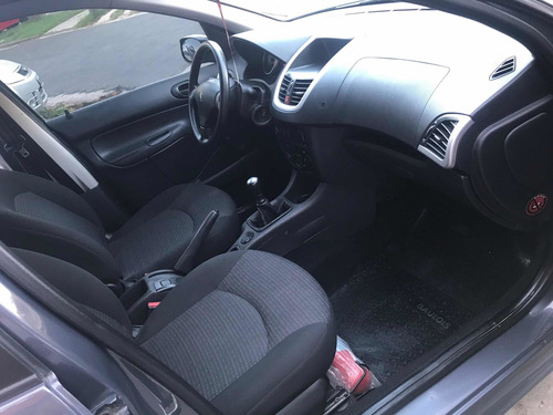 Peugeot 207 1.4 Active 5p 2015