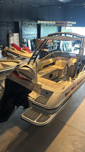 Lancha Victoria Open Wake / 115 Hp