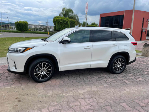 Imagen 4 de 15 de Toyota Highlander 2017 3.5 Limited At