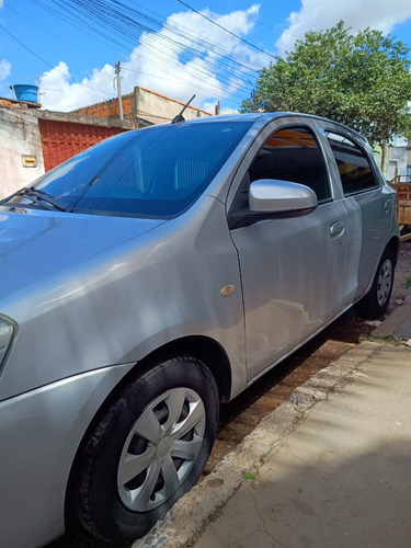 Toyota Etios 1.3 16v X 5p