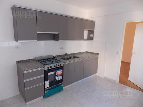 Semipiso A Estrenar 4 Ambientes 110m2 Balcon Aterrazado - Flores