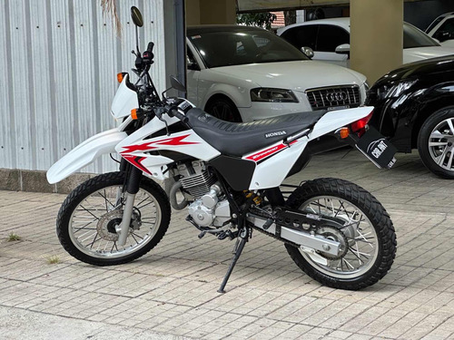 Imagen 2 de 9 de Honda Tornado 250 /// 2021 - 21.000km