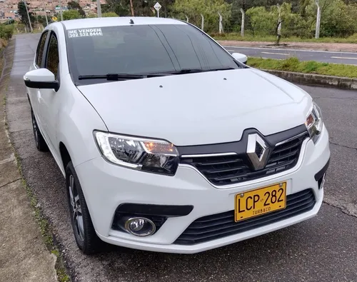 Renault Logan 1.6 Privilege / Intens