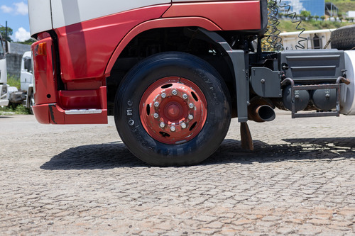 Volvo Fh 440 6x4 Baixa Km Extremamente Conservado