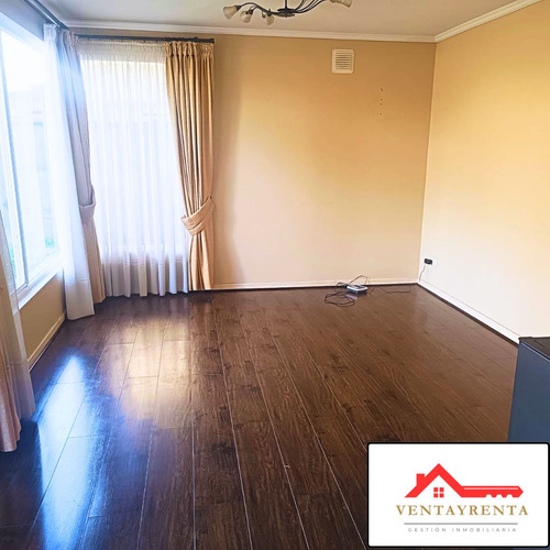 Amplia Casa En Arriendo (105898)