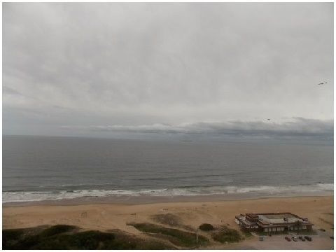Venta De Apartamento, 3 Dormitorios, Playa Brava