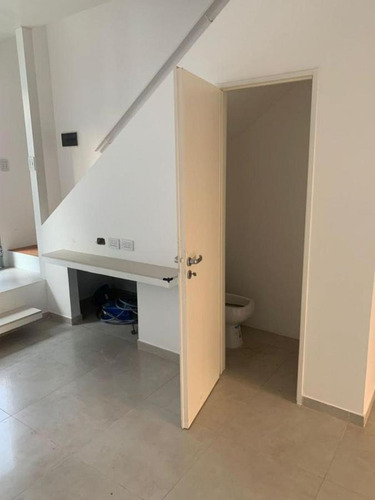 Imagen 8 de 30 de Casa Venta 2 Dormitorios 1 Baño 1 Cochera 108 Mts 2 Totales - La Plata