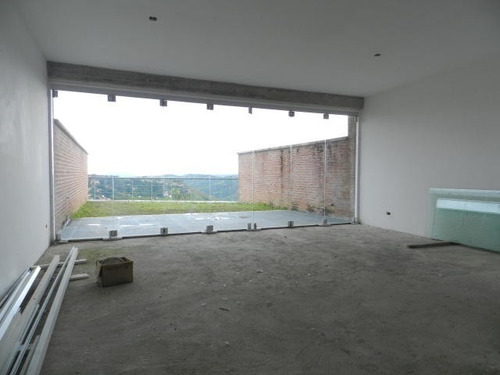 Imagen 13 de 14 de Casa En Venta En Parque Oripoto, Caracas. Con Terraza. Código 20-19159 Mvg