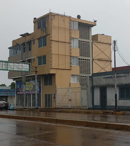 Imagen 1 de 9 de Se Vende O Se Alquila Oficina Av Juncal Ve02-879sc-mya