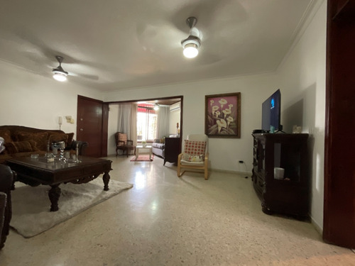 Imagen 2 de 20 de De Oportunidad Apartamento En Venta En Bella Vista, Cercano A Sectores Como Mirador Sur, Mirador Norte, Cacicazgos, Urbanización Real, Sarasota, Anacaona, Piantini, Renacimiento, Santo Domingo
