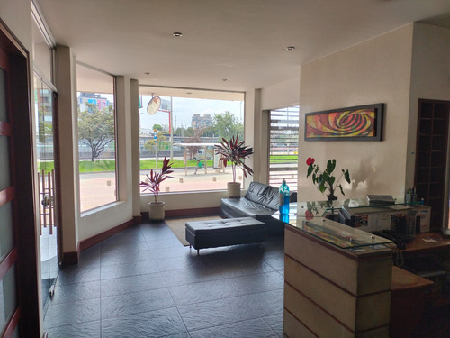 Apartamento Para Venta En El Virrey (5233).