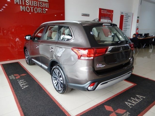 Imagem 5 de 12 de Mitsubishi Outlander Hpe-s 2.2 Di-d Awd, Oferta Exclusiva