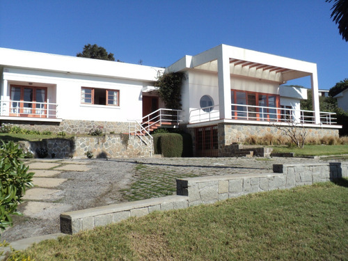Se Vende Casa Hermosa Vista Rio - Mar