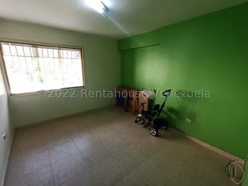 Apartamento En Venta El Paraíso 24-15687