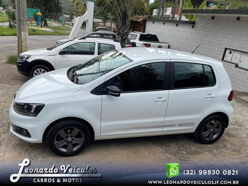 Volkswagen Fox 1.6 MSI TOTAL FLEX CONNECT 4P MANUAL