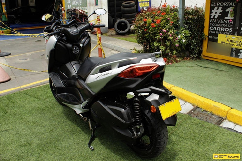 Yamaha X-max 300
